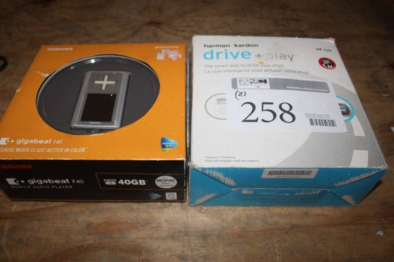 lot 258 image: Lot of (2) Electronic Equipment Including Toshiba 40GB Gigabeat Harmon Kardon DrivePlay