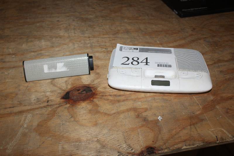 lot 284 image: Lot of (2) Electronic Equipment Including Philips Portable Speaker System Memorex Speaker System