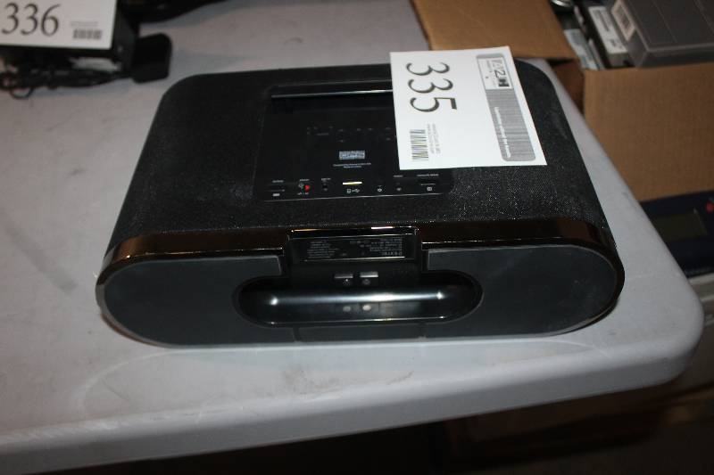 lot 335 image: iHome iPod Docking Player