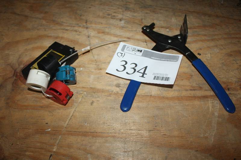 lot 334 image: Lot of (3) Tools Including Ford OBD 1 Fuse Puller