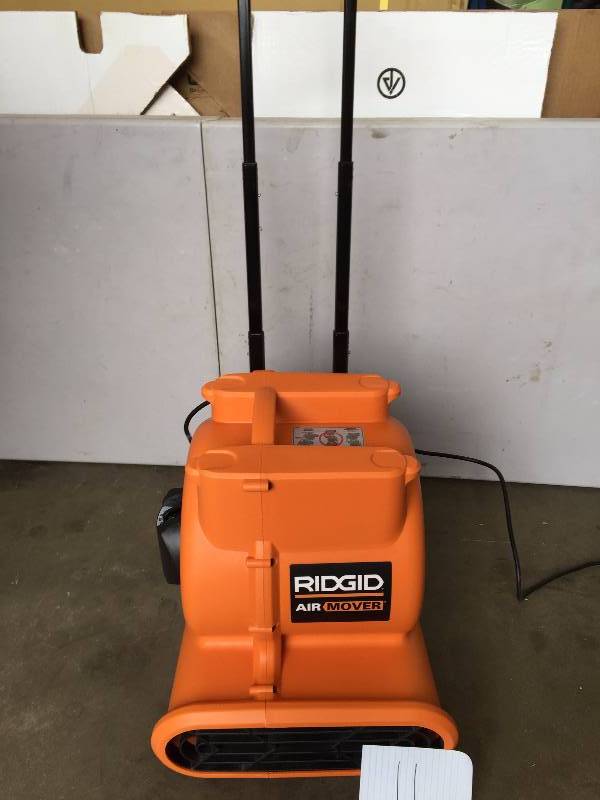 lot 11 image: Ridgid 1625 CFM Air Mover tested works