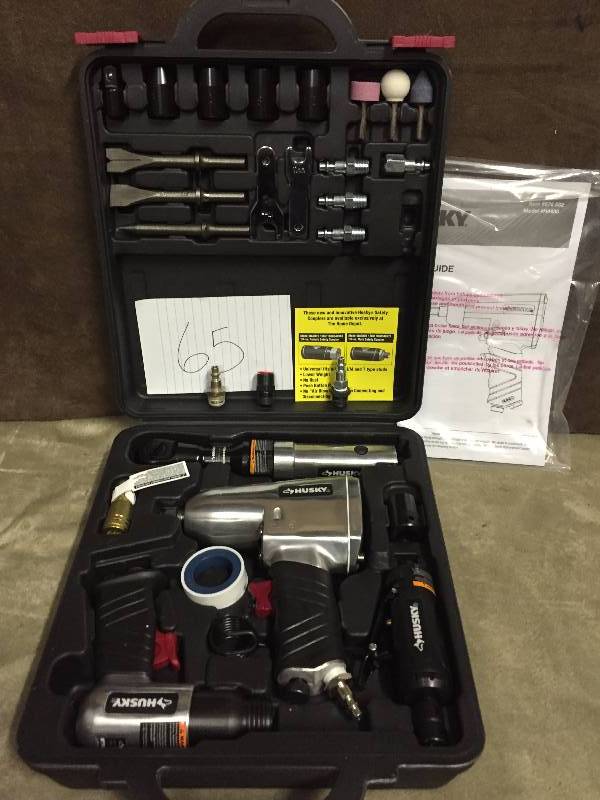 lot 65 image: Husky 4-Tool Air Tool Kit New