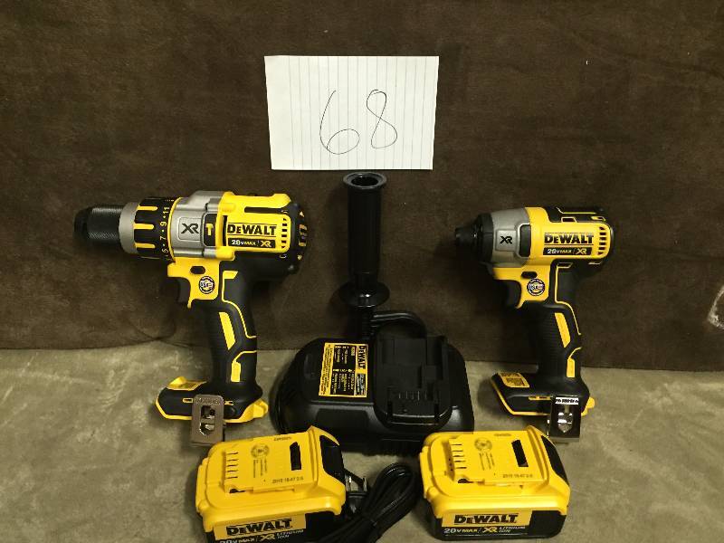 lot 68 image: Dewalt 20-Volt Max XR Lithium-Ion Cordless Brushless Hammer Drill and Impact Driver Combo Kit (2-Tool) New