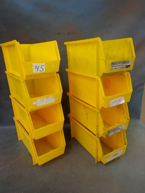 8 Storage bins