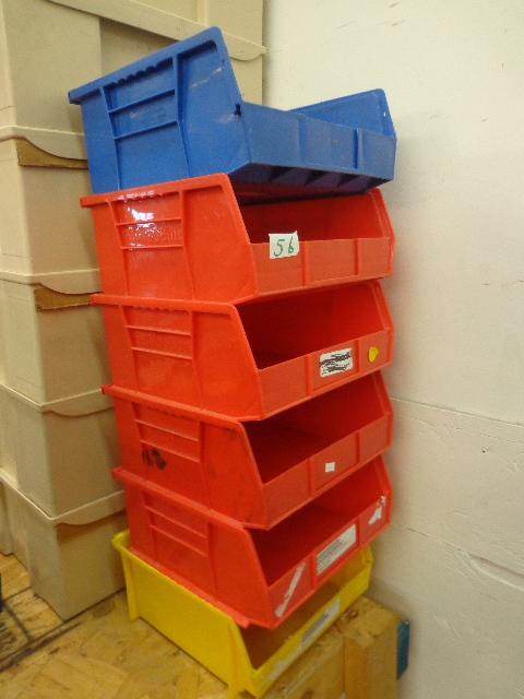6 Storage Bins