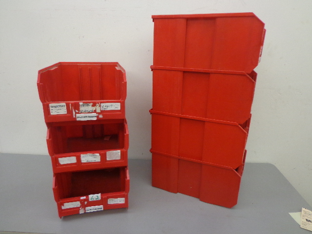 7 Storage Bins