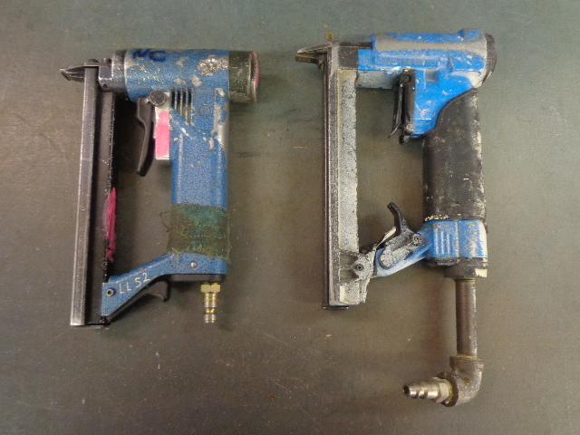 2 Pneumatic staplers
