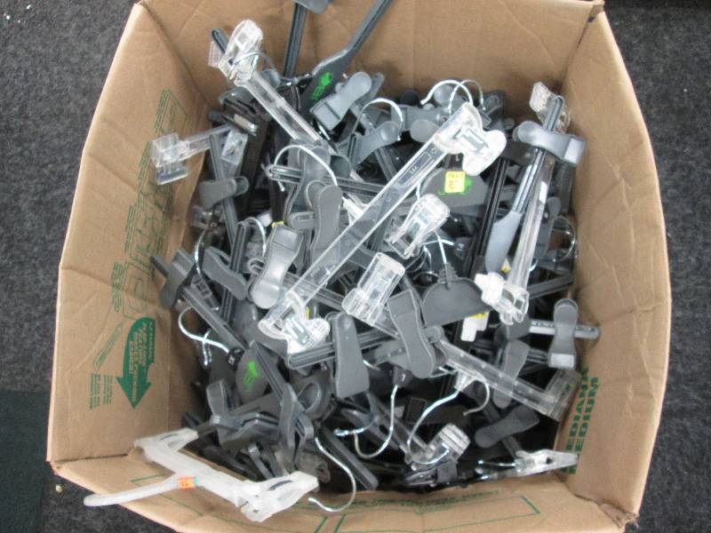 box of clip pants hangers ...