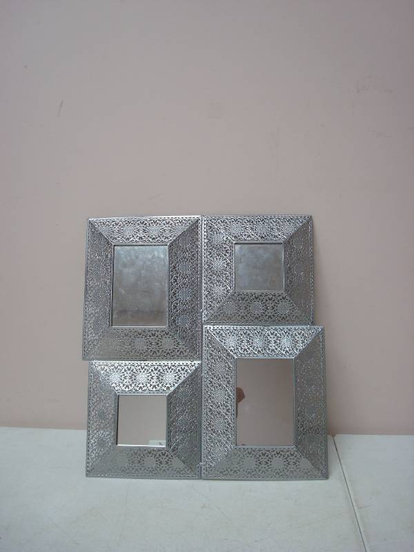 lot 45 image: Metal Wall Decor Mirror