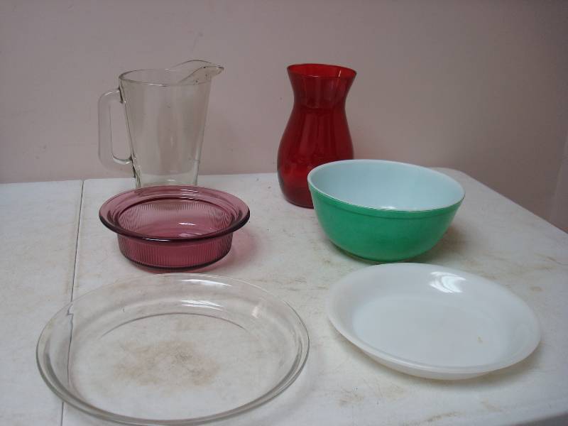 lot 64 image: Lot Of Mixed Dishes, Fireking Plate