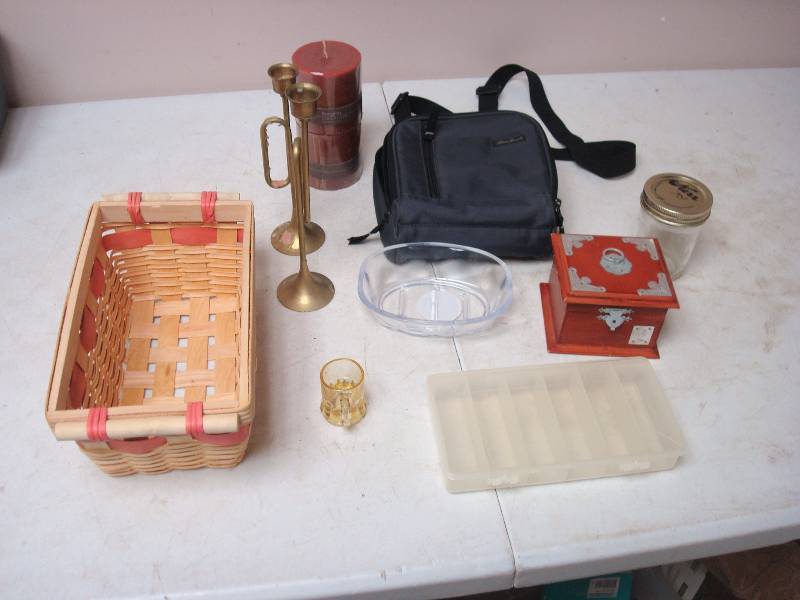 lot 122 image: Basket Filled With Mixed Items