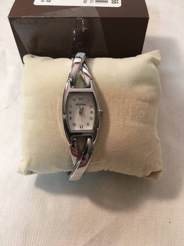 Armitron Ladies Now Silvertone Watch