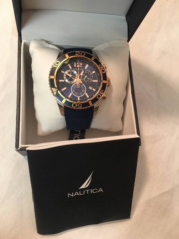 Nautica Mens NST 09 Chronograph Watch Retail $165