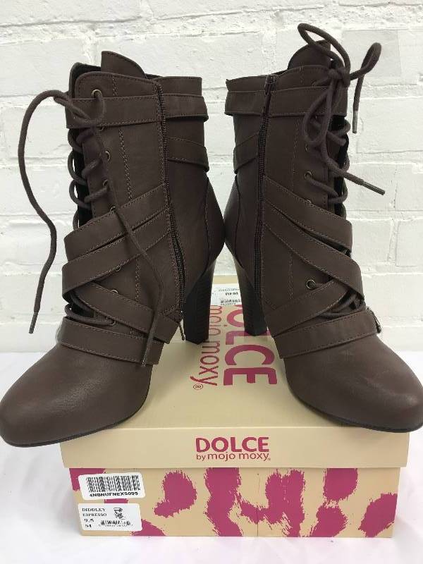 Dolce by Mojo Moxy Womens Diddley Harness Boot Size 9.5