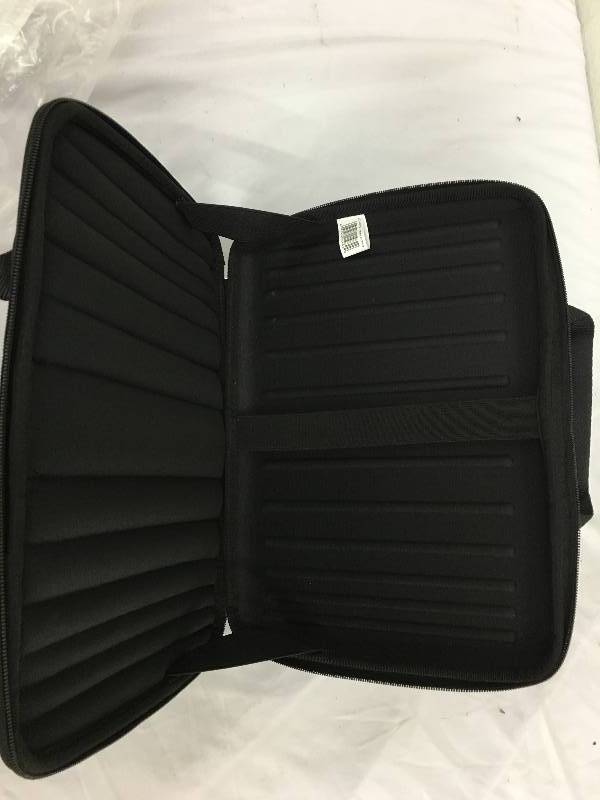 Case Logic Carry Case