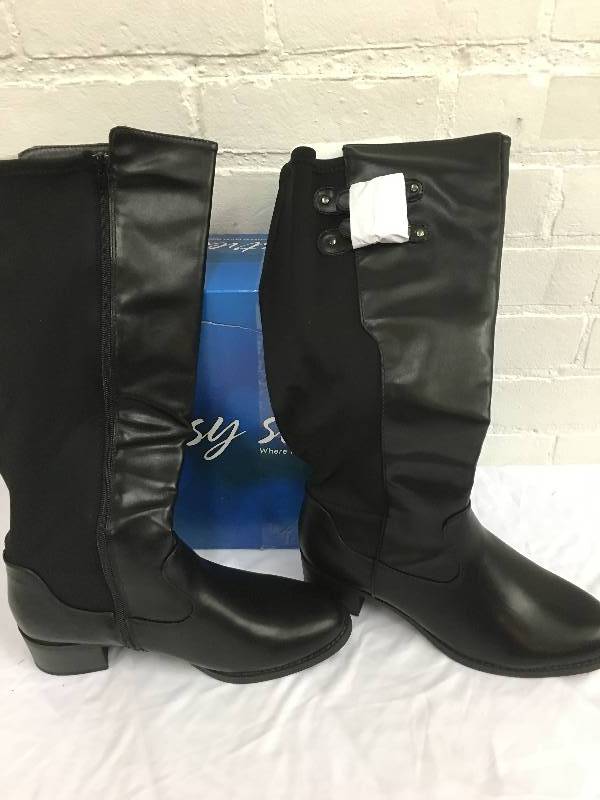 Easy Street Womens Cheyenne Tall Boot Retail $95 Size 10w