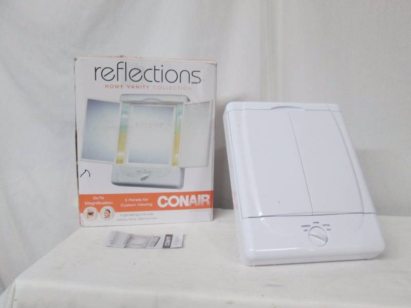 Conair Double-Sided Lighted Makeup Mirror