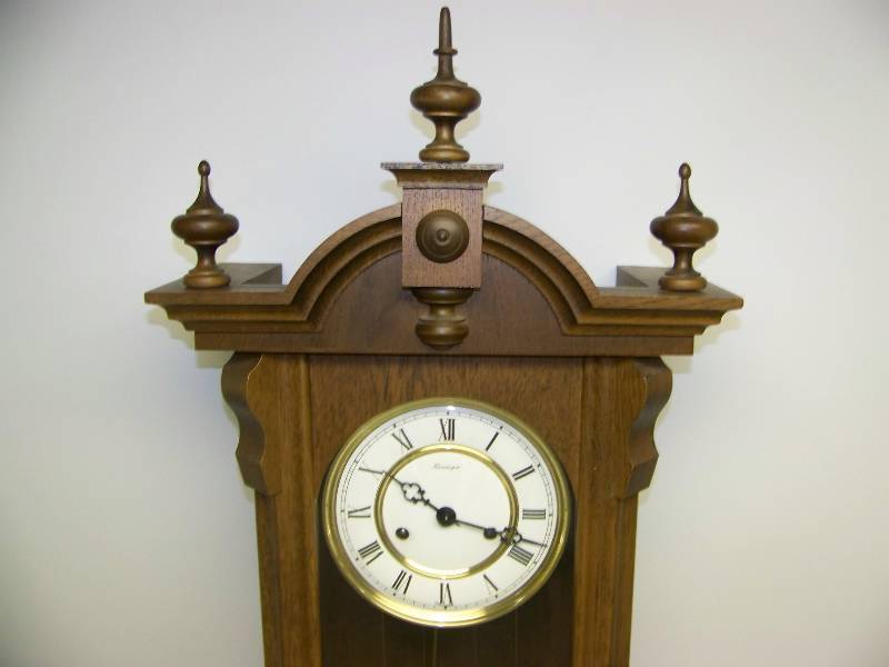 lot 5 image: Kieninger, Vienna Style, 2-Weight, Wall Hanging Clock with Key and Weights