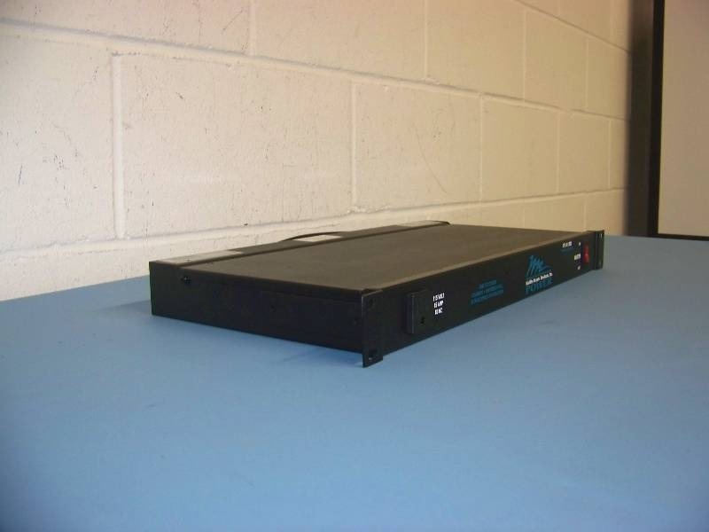 lot 55 image: Middle Atlantic, 15 Amp, 8-Outlet, Power Center  Power Strip