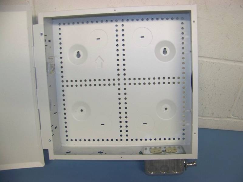 lot 61 image: ICC, Net-Media Center  Control Box