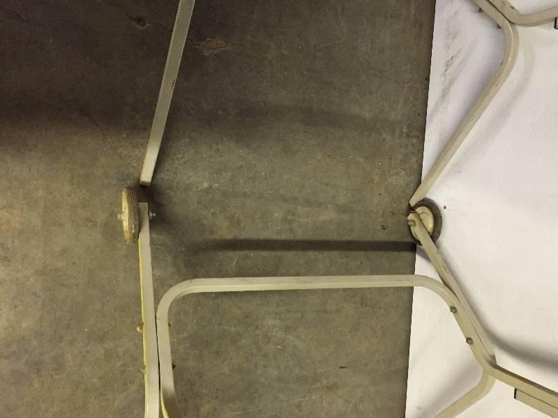 lot 6 image: FAN STANDS (2)