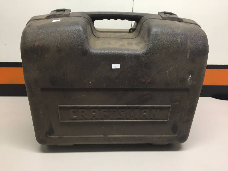 lot 16 image: CRAFTSMAN SAW AND DRILL PAK UNTESTED