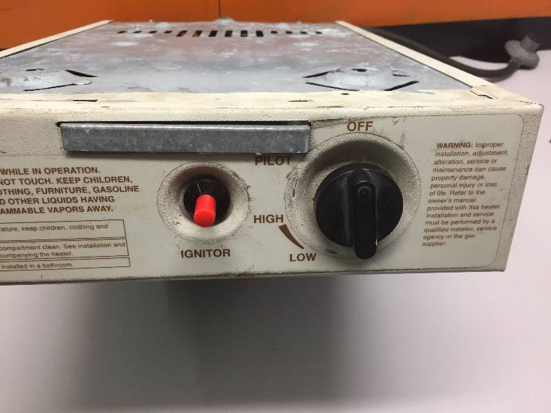 lot 34 image: COMFORT GLOW PROPANE HEATER, 10000 BTU