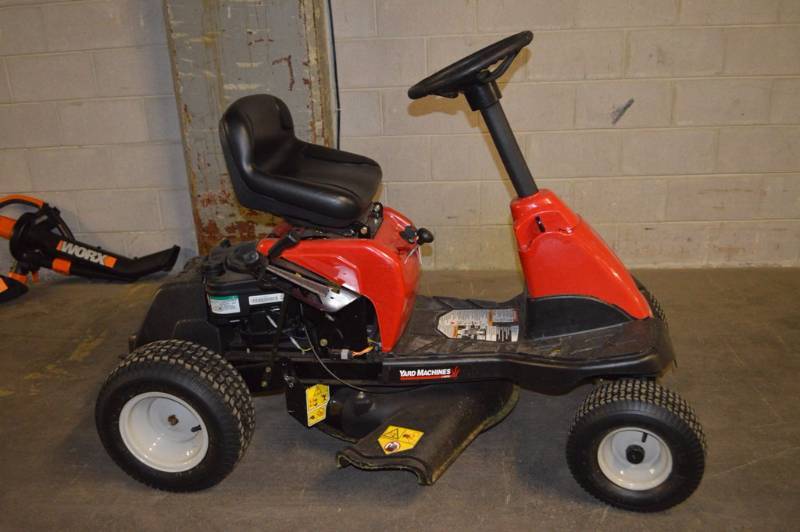 Yard Machine by MTD Riding Lawn Mower