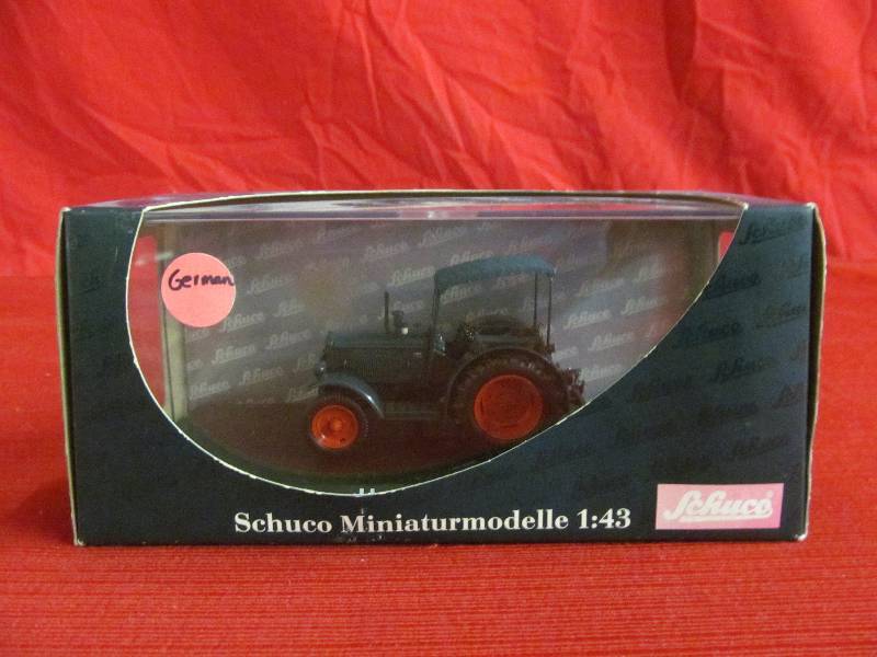 Hanomag R40 tractor