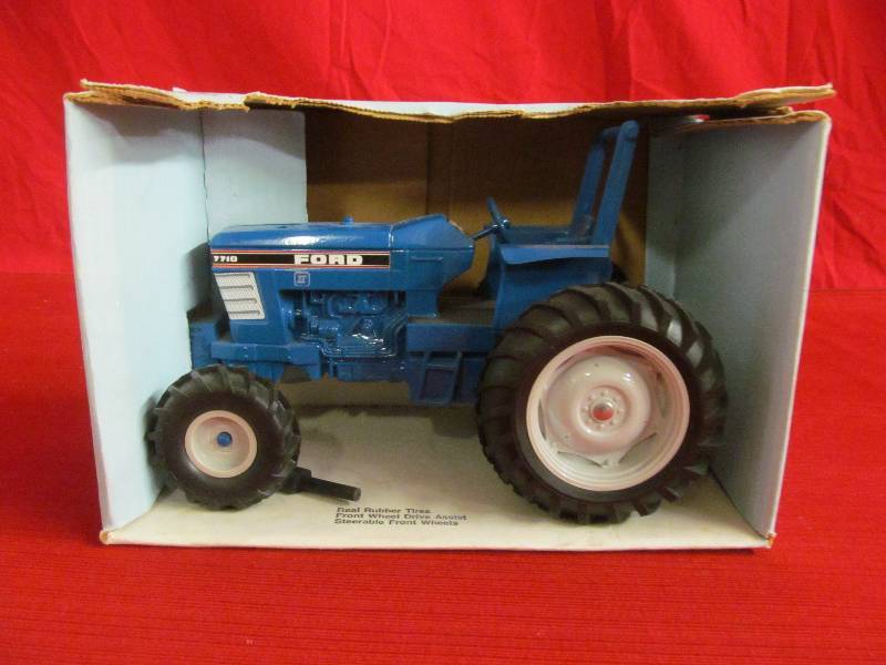 Ford tractor