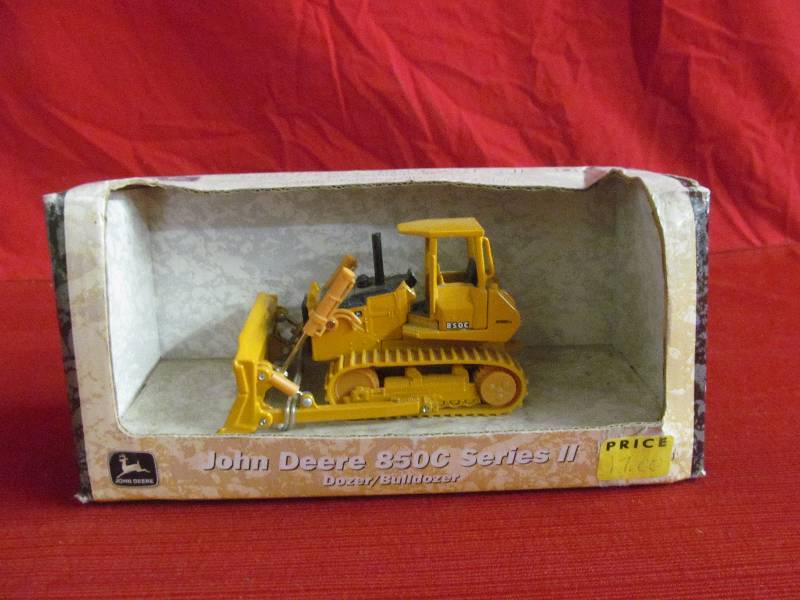 John Deere bull dozer