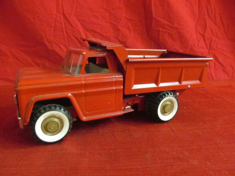 vintage Red dump truck