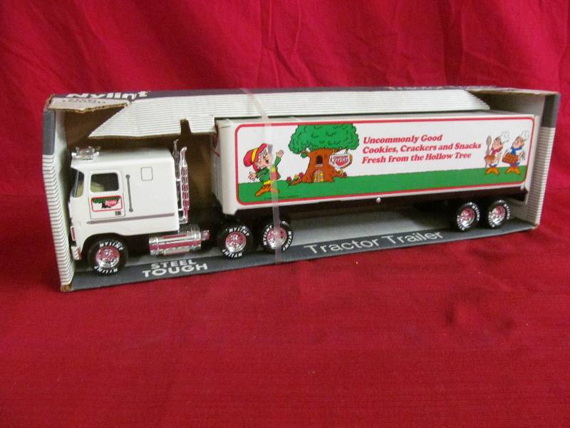 Nylint tractor trailer
