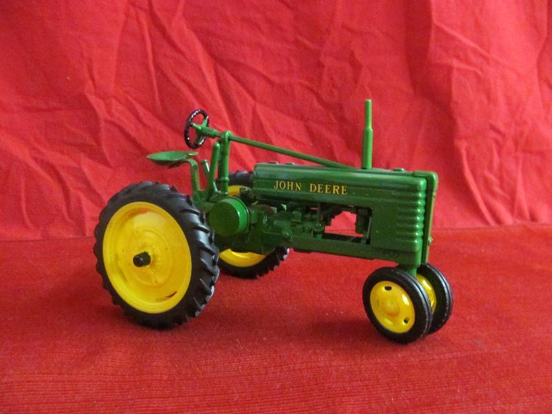 john Deere tractor