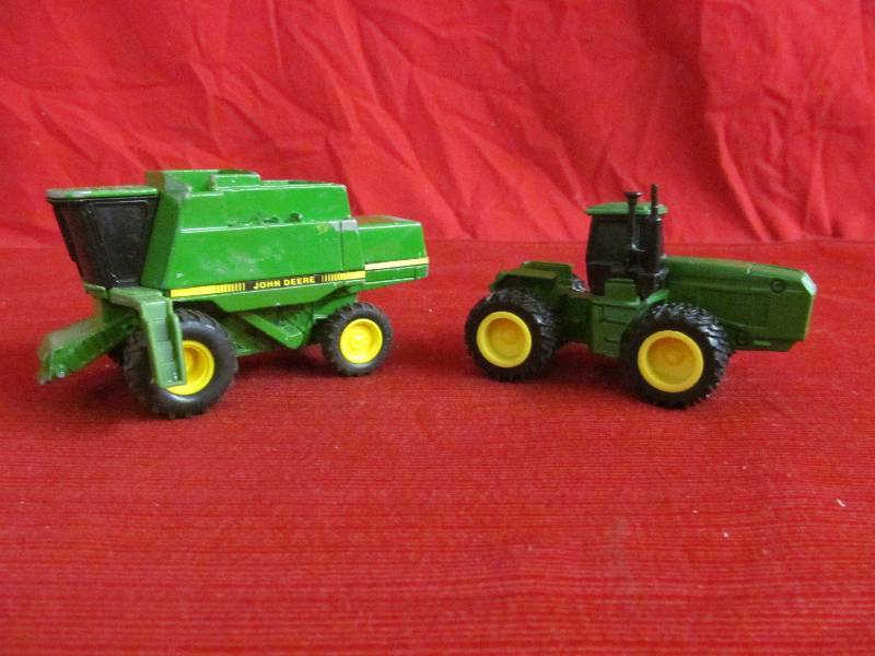 john Deere combine