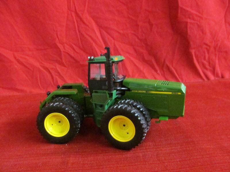 john Deere tractor