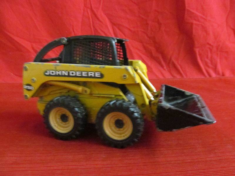 john Deere skid steer
