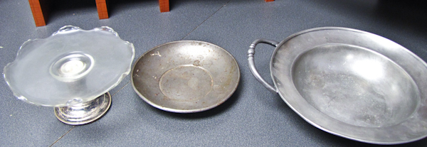 Fein 95% Zinn pewter tray, glass pedestal tray
