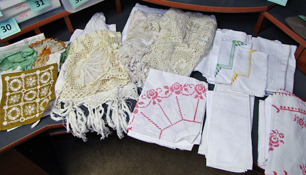 Vintage linens please see photos