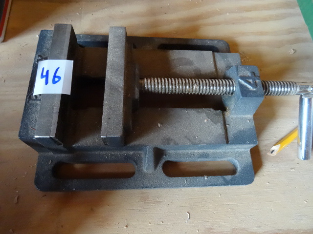 Drill press vise