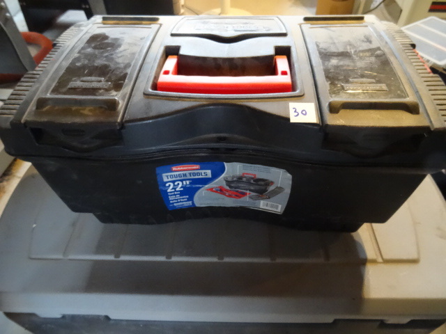Rubbermaid tool box