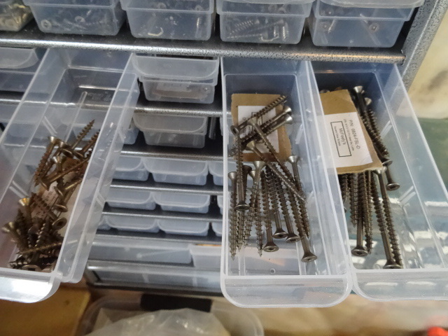 38 drawer harware bin