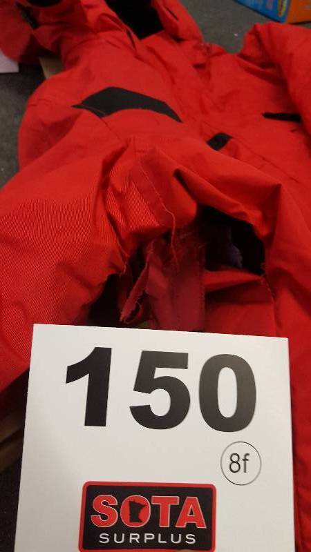 lot 150 image: Womens CB Plus insulated ski jacket Red 1X