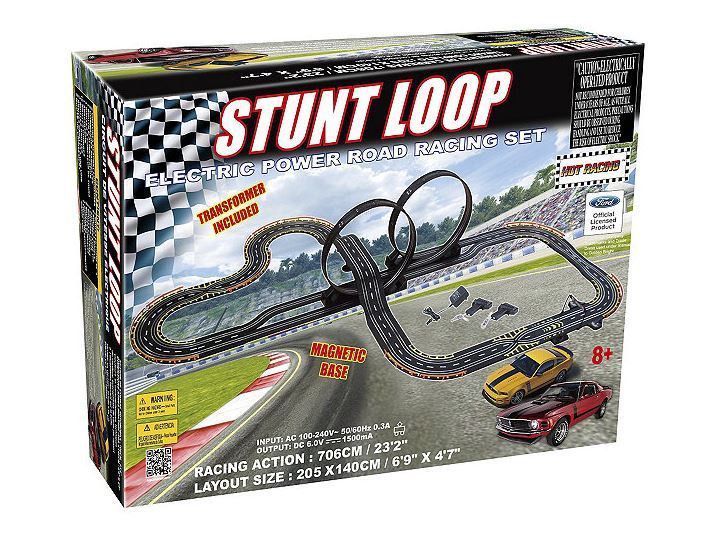 lot 34 image: 2 - GREAT RACE SETS