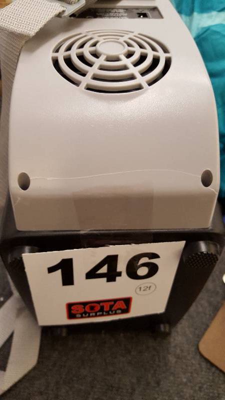 lot 146 image: 7 Liter Personal CoolerWarmer