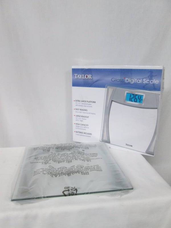 lot 55 image: Taylor Digital 2.5 LCD Glass Scale