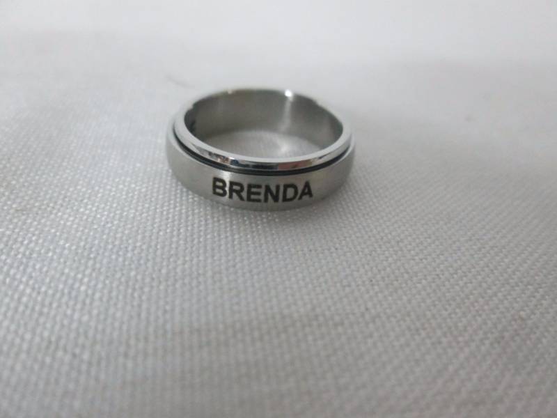 lot 79 image: Stainless Steel Ladies Personalized Spinner Ring