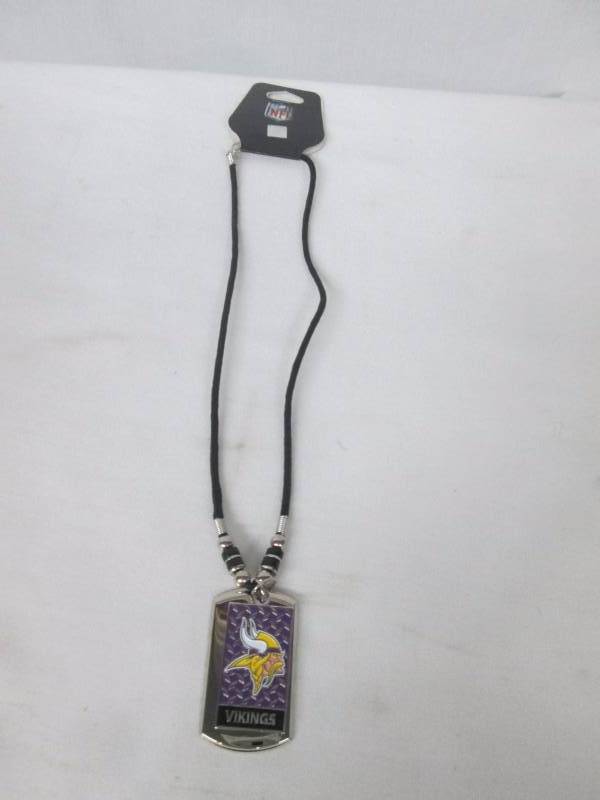 lot 71 image: NFL Stainless Steel Personalized Dog Tag Necklace