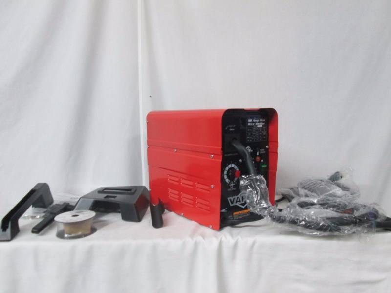 lot 8 image: Vaper 90-Amp Wire-Feed Welder Kit