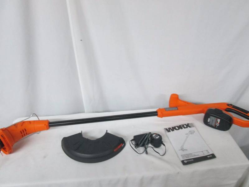 lot 27 image: Worx Electric 18V Ni Cd 10 TrimmerEdger